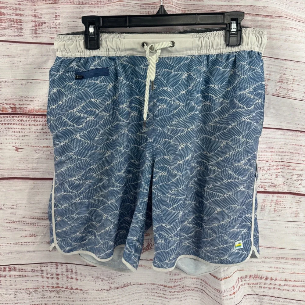 Vuori Banks Boardshorts Mens Large Blue White Wave 4-Way Stretch Swim Trunks